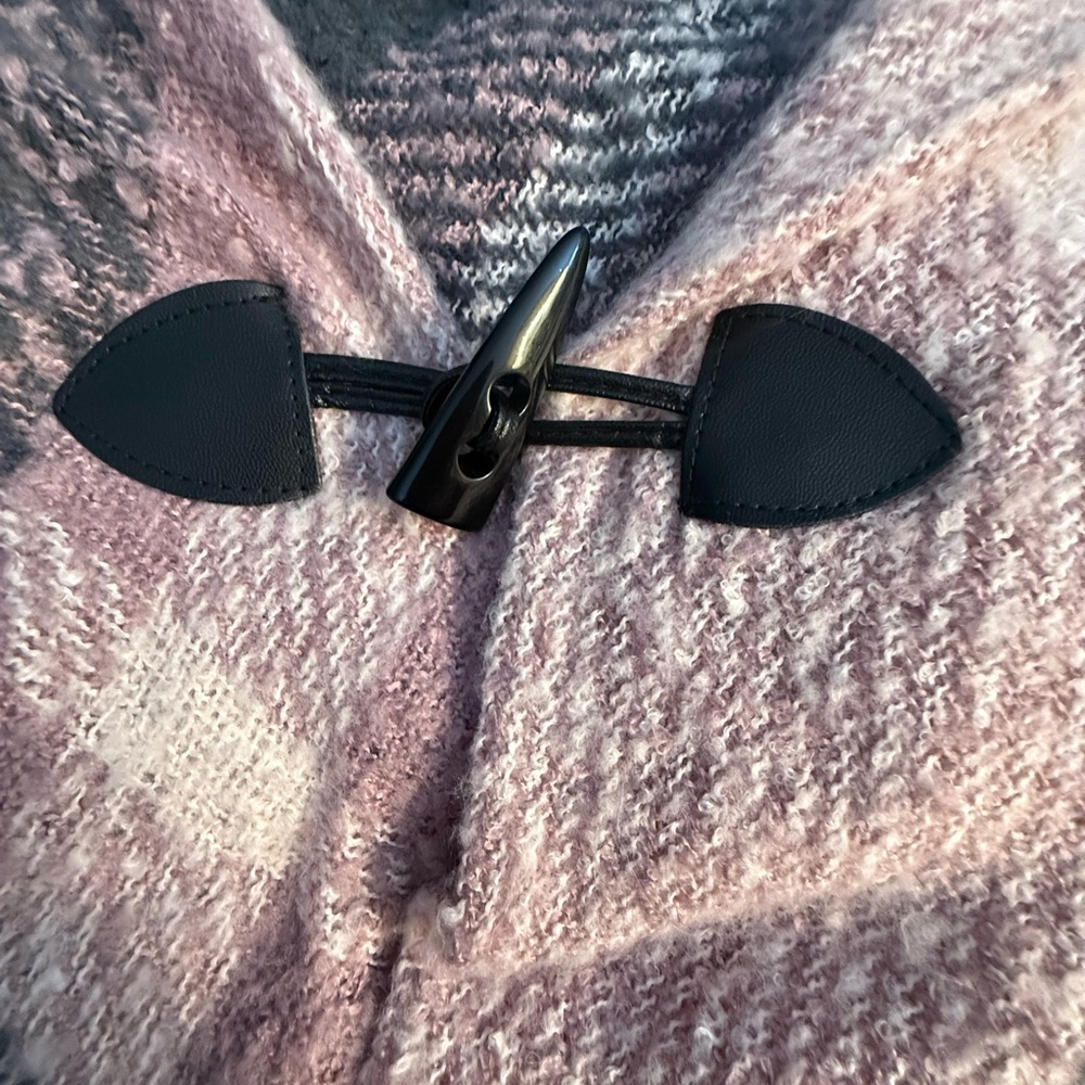 🔴 soft and comfortable poncho with closure - Picture 3 of 5